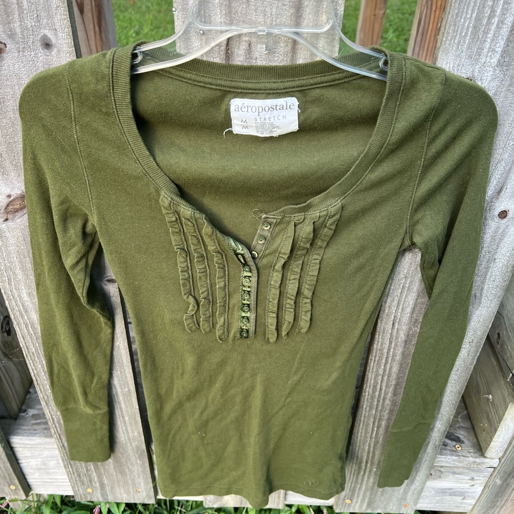 Women’s long sleeve Aeropostale shirt
